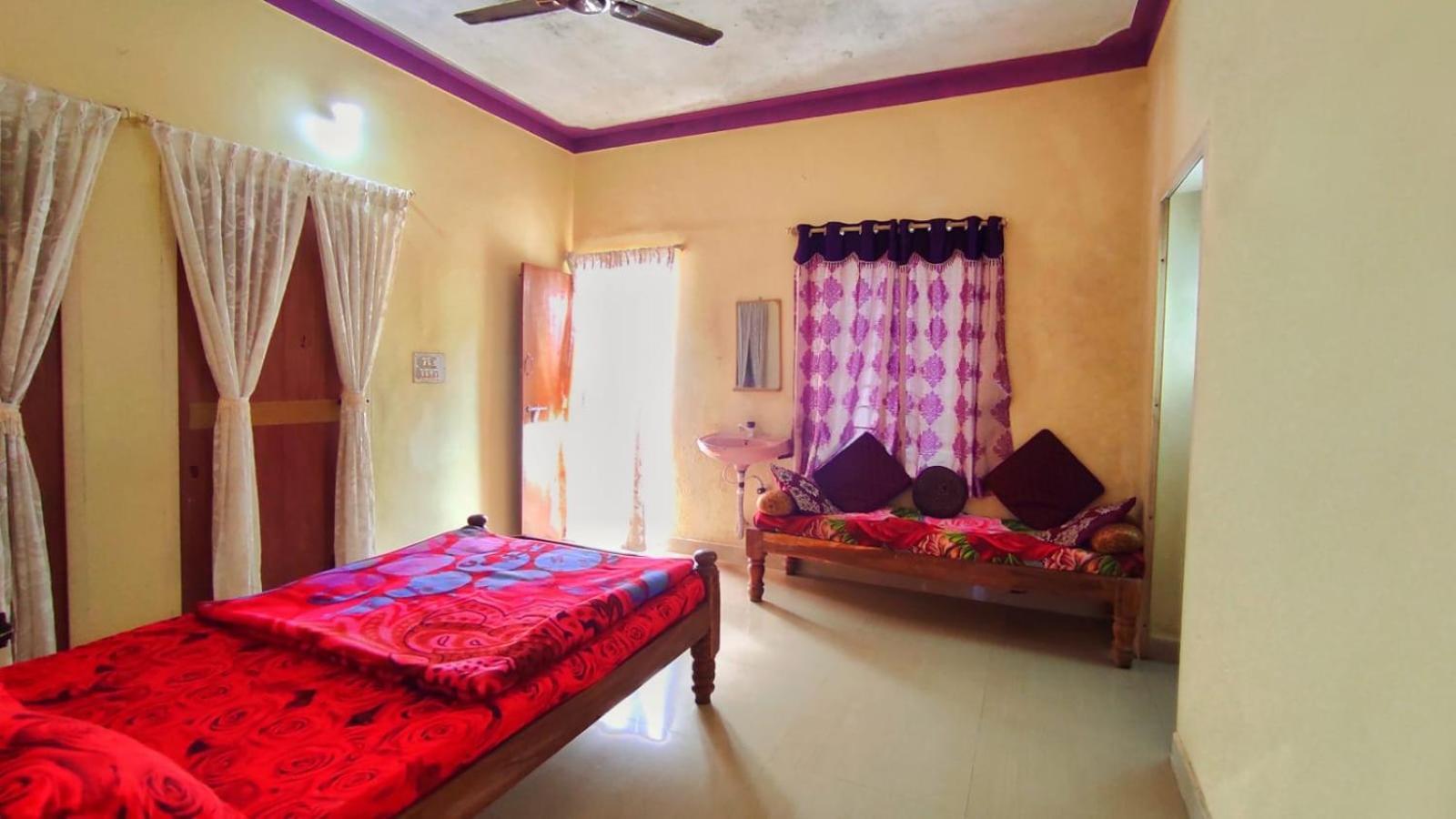 Royal Palm Homestay 마디케리 외부 사진